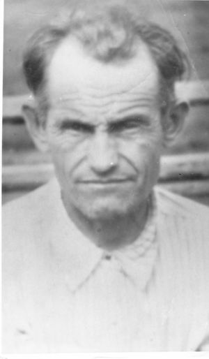 Лопатин Михаил Иванович (1905).jpg