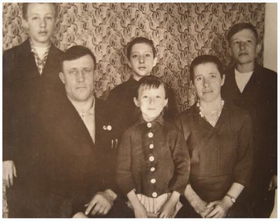 Семья Биттер А.И..jpg