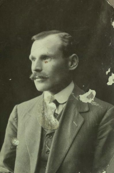 Файл:Syromyatnikov AG.jpg