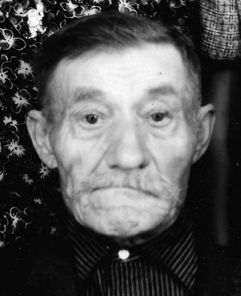 Файл:Ничиков Василий Кириллович (1885).jpg