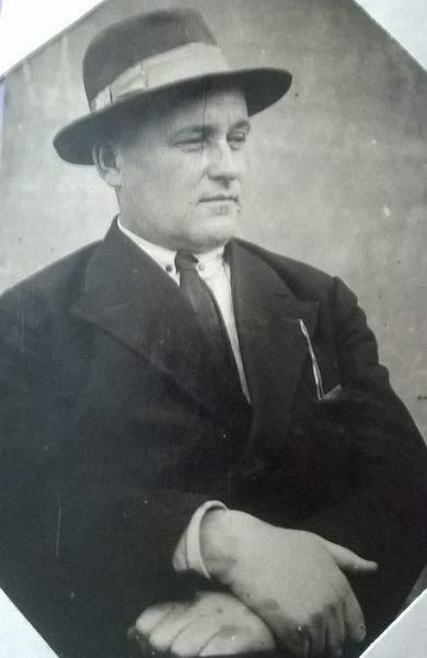 Файл:Валент романович.jpg