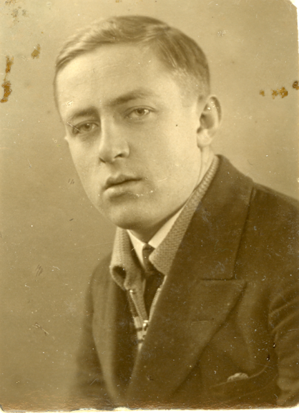 Файл:Кламан Эрнест Яковлевич (1909).png