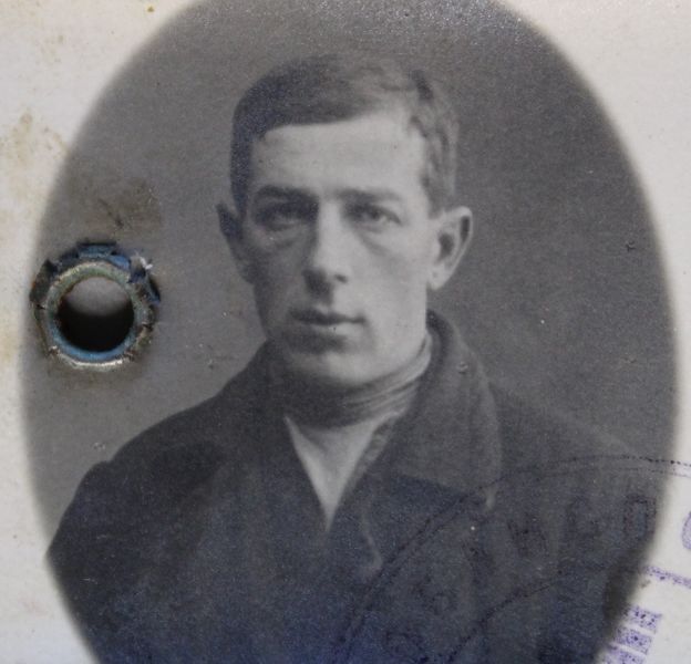 Файл:Волков Петр Константинович (1901).JPG