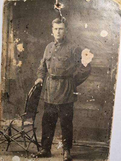 Семочкин Илья Федорович 30-е годы г. Ливны.jpg