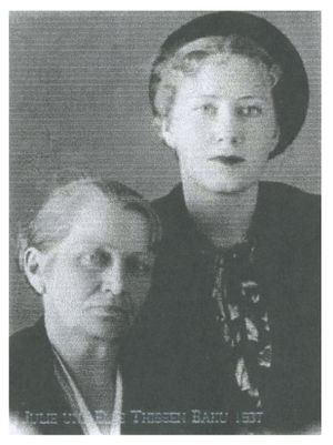 Julia und Else Thiessen-Baku-1937.jpg