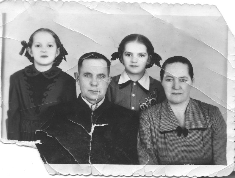 Файл:Ольшевский Матвей Кастанович (1911).jpg