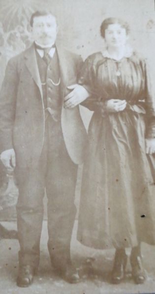 Файл:Дед и бабушка.jpg