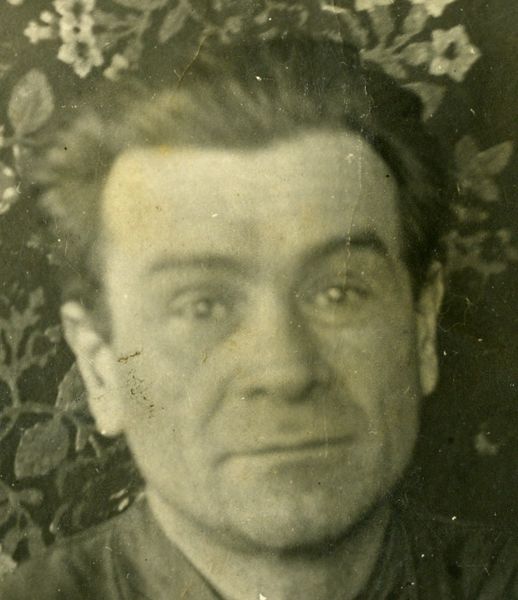 Файл:Кельнер Василий Осипович (1896).jpg