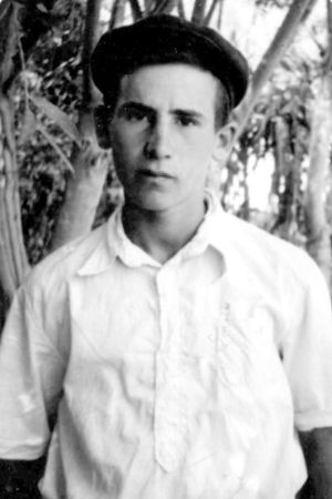 Тефиков Рустем Закирович (1941).jpg