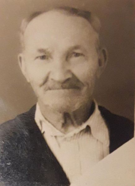 Файл:Югов Ефим Зиновьевич (1883).jpg