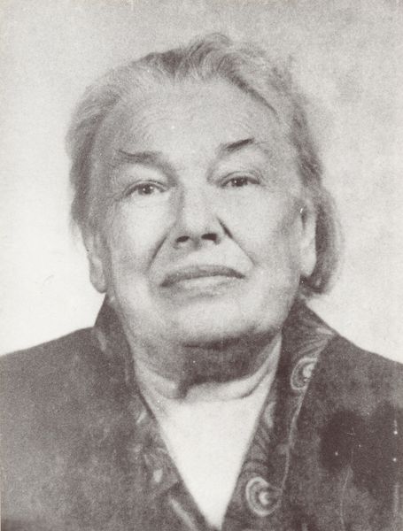 Файл:Захарова Амелия Иосифовна (1904) 1.jpg