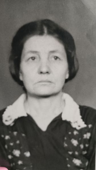 Файл:Белолипецкая Анфиса Витальевна (1911).jpg