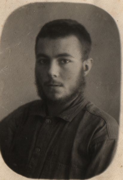 Файл:Сморгонский Бенециан Рахмилович (1918).jpg