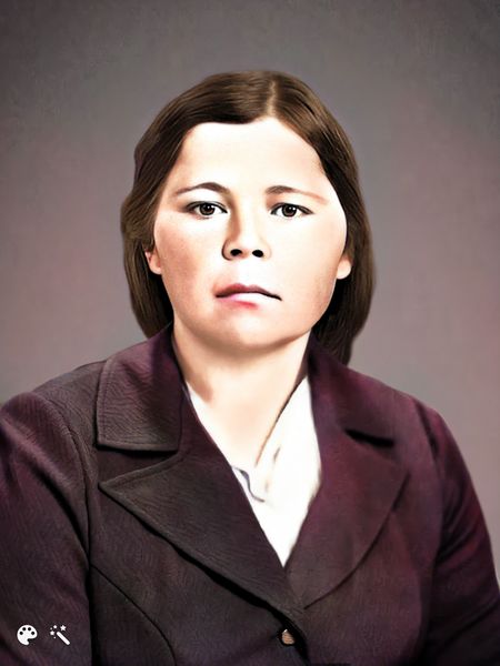 Файл:Ислямова Алиме (1923).jpg