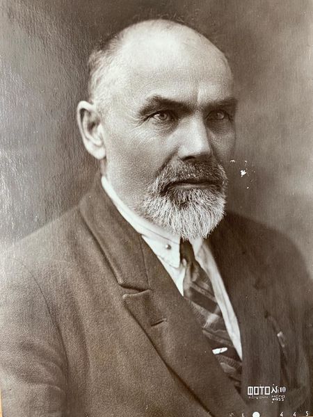 Файл:Виноградов Иван Емельянович (1872).jpeg