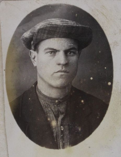 Файл:Гарюшин ВМ.JPG