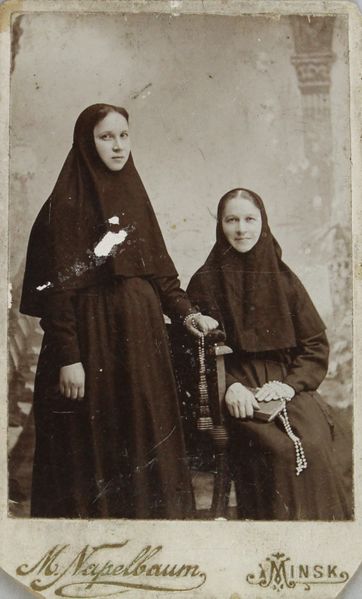 Файл:Горячев ПК, Горячева АР-1.JPG