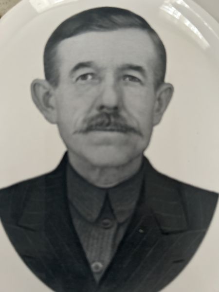 Файл:Павлюк Терентий Иванович (1884).jpg