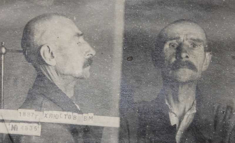 Файл:Хлюстов Василий Матвеевич (1887).JPG