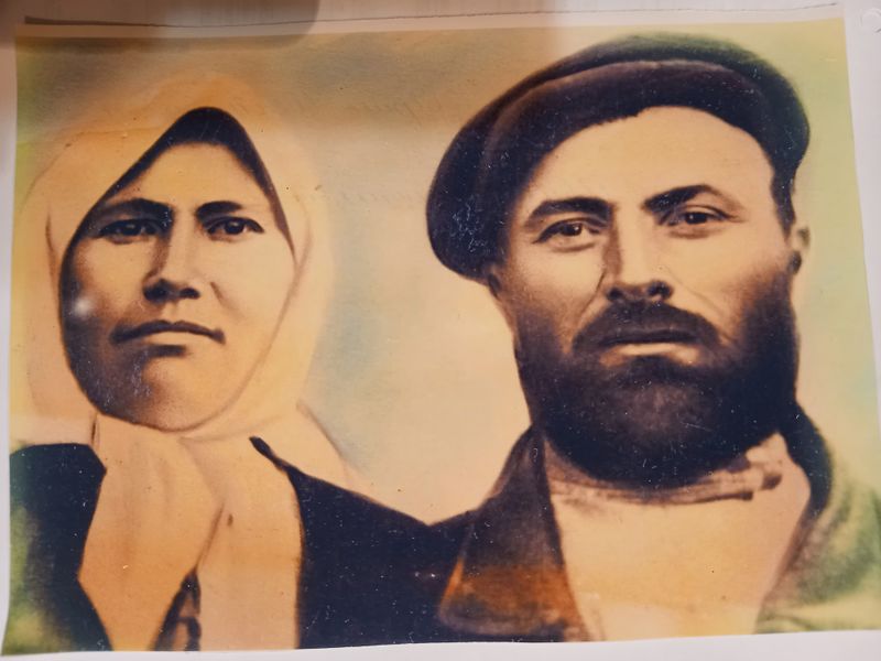 Файл:Прадед Кирилл Иванович с женой.jpg