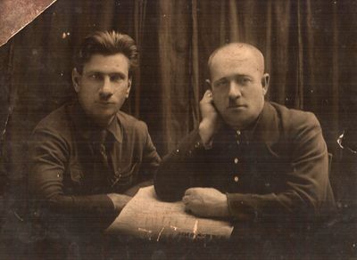 Прокаевы Ксенофонт Лукич (слева) и Михаил Лукич, г. Ярославль