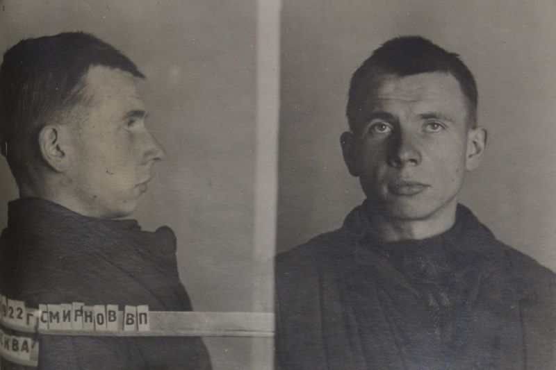 Файл:Смирнов Владимир Петрович (1922).JPG