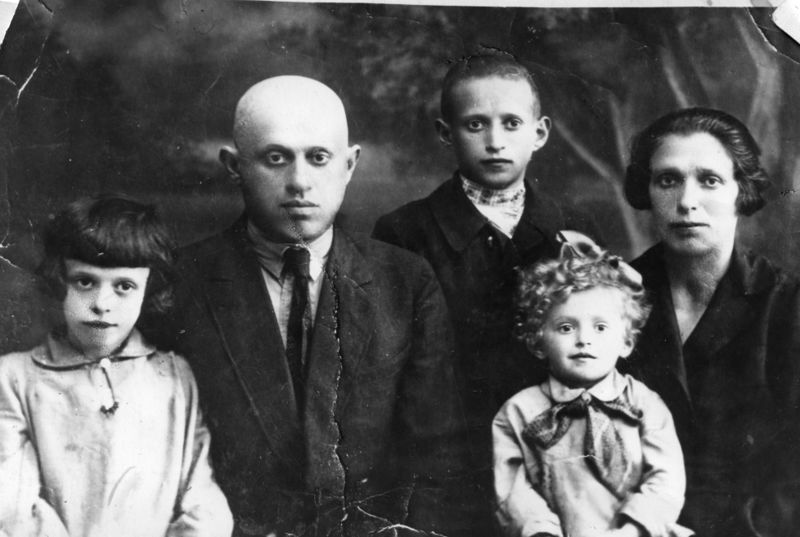 Файл:Минц Г.Е.jpg