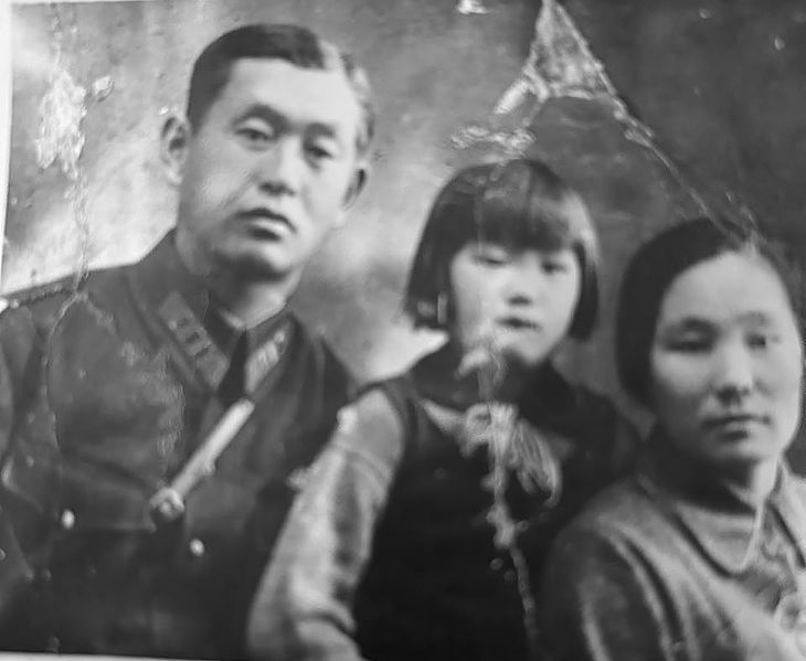 Файл:Семья Тен Х.Ш..jpg