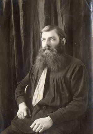 Бобрицкий Лев Иванович (1893).jpg
