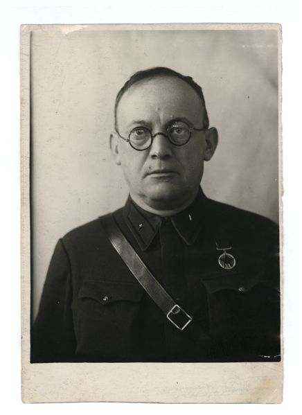 Файл:Пугачевский Борис Исаакович (1896).jpg