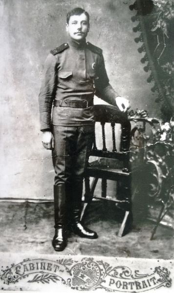 Файл:Дмитрий Петрович.jpg