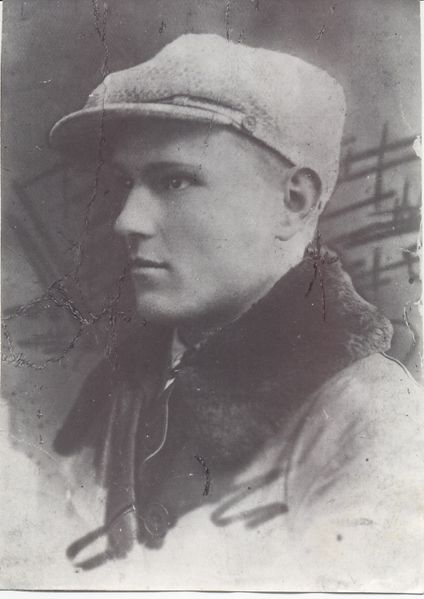 Файл:Бурик-Пыхтин Павел Семенович (1912) 1.jpg