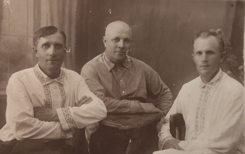 Файл:Олейников Петр Захарович (1903).jpg