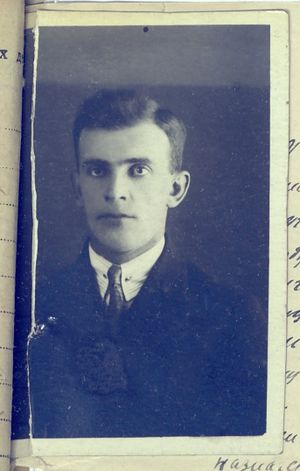 Барашкин Василий Леонтьевич (1900).jpg