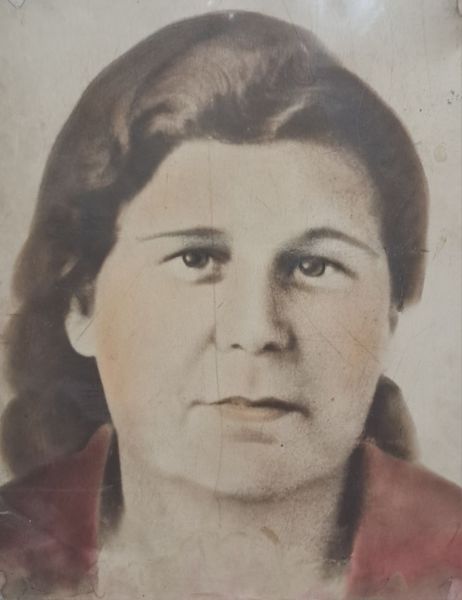 Файл:Исакина Александра Дмитриевна (28.03.1912).jpg