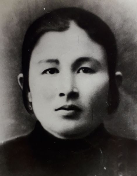 Файл:Аленова Жавгар.jpg