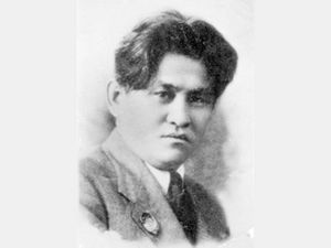 Жургенов Темирбек (1898).jpg