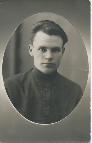 Иван Степанович Тихоньких 1929 г.jpeg
