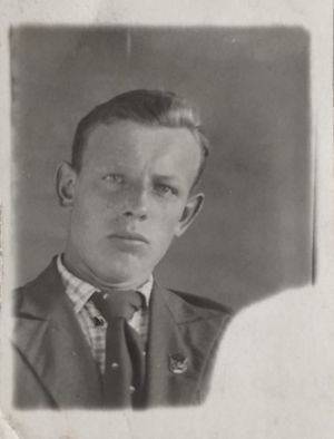 Деревянко Леонид Иванович (1922).JPG