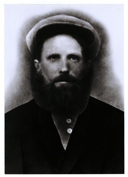 Файл:Смирнов Дмитрий Арсентьевич (1891).jpg