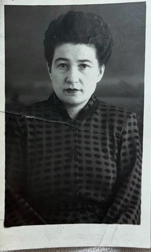 Ушакова Нина Никитична (1921).jpg