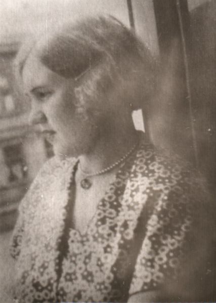 Файл:Шупеня Александра Степановна (1917).jpg