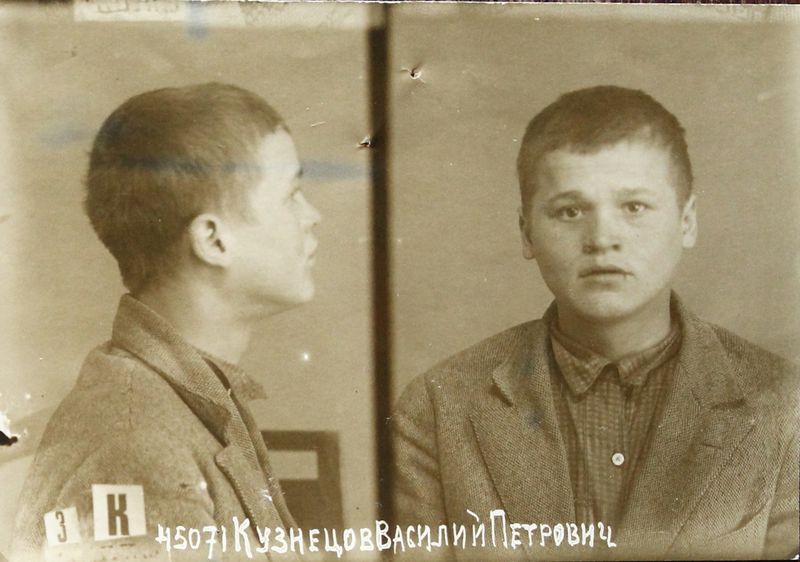 Файл:Кузнецов Василий Петрович (1919).JPG