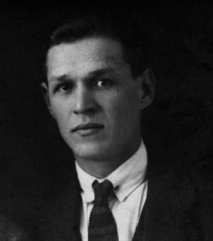 Островский Вячеслав Никитич (1900).jpg