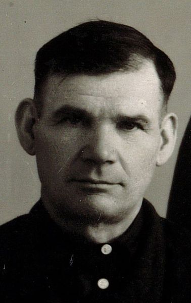 Файл:Певгонен Андрей Павлович (1907).jpg