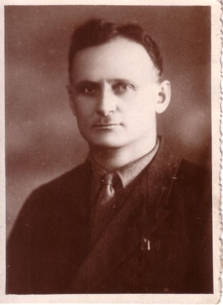 Файл:Думс Артур Петрович (1897).jpg