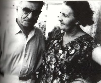 Агабейли Юсиф-бек с женой Маргаритой в Гяндже.JPG