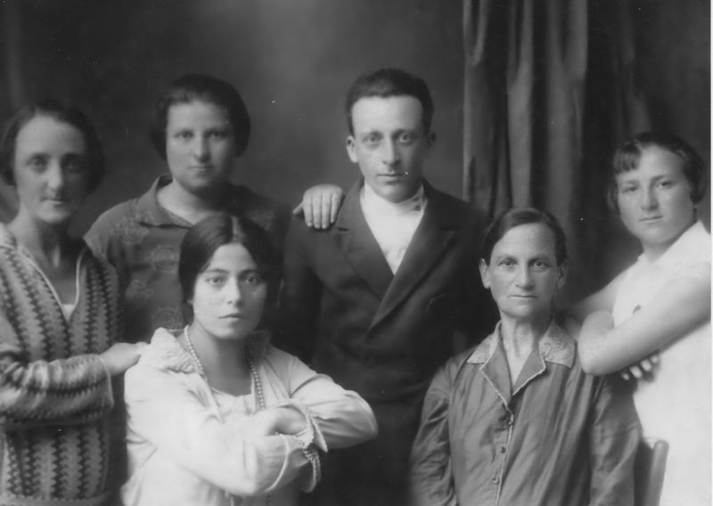 Файл:Подгаец Яков Борисович (1906) 4.jpg