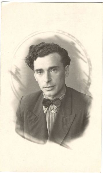 Файл:Сукальский Оскар Ильич (1896) сын.jpg