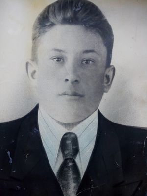 Нурмухаметов Хамит Нурмухаметович (1921).jpg